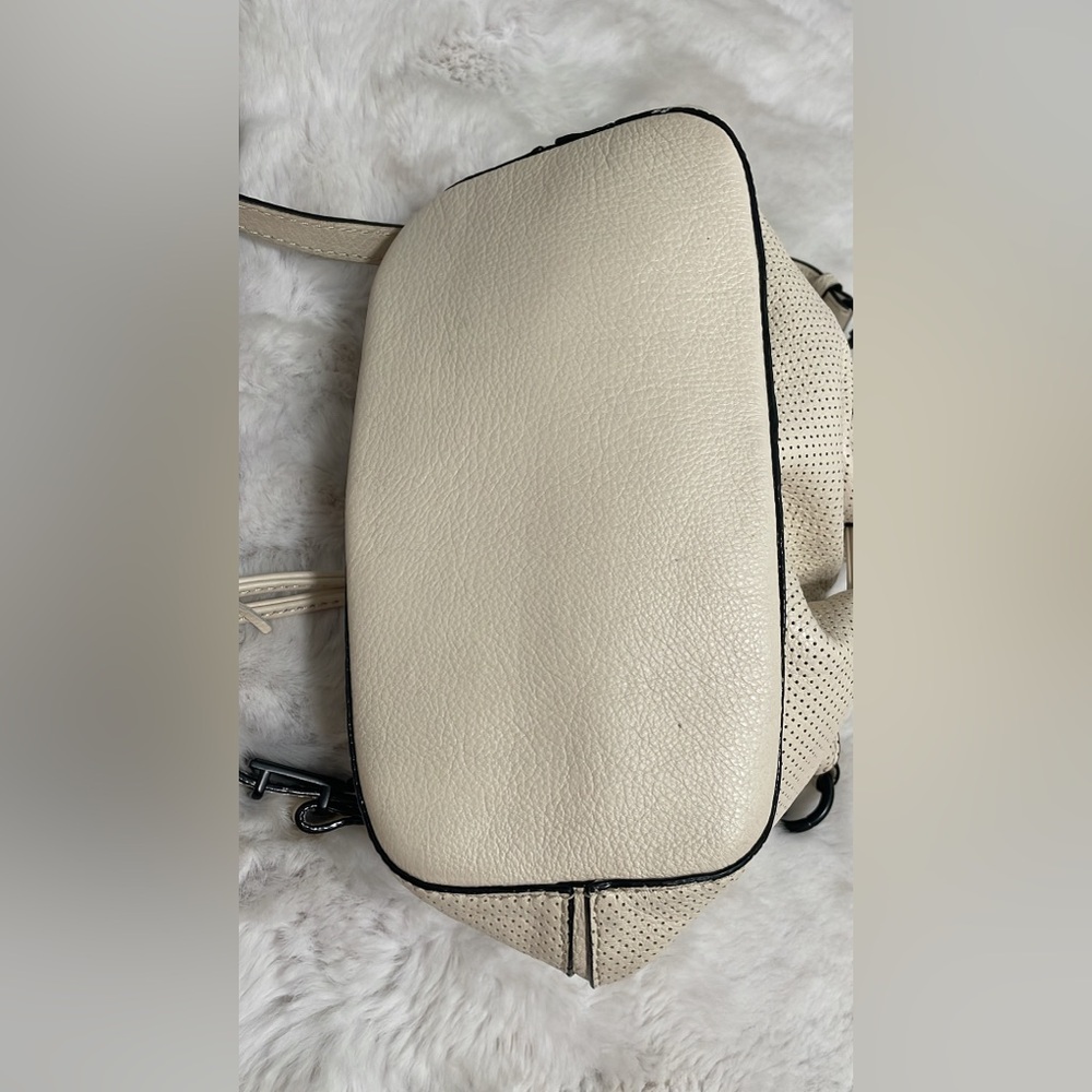 Elliot Lucca Leather Bucket Bag - Picture 8 of 9